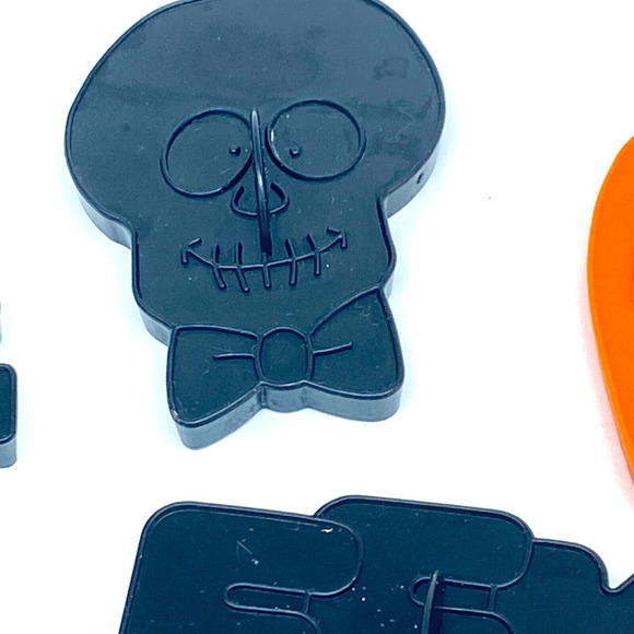 Set of 8 Vintage 1993 Wilton Halloween Cookie Cutters Orange and Black Pumpkins - Picture 2 of 11